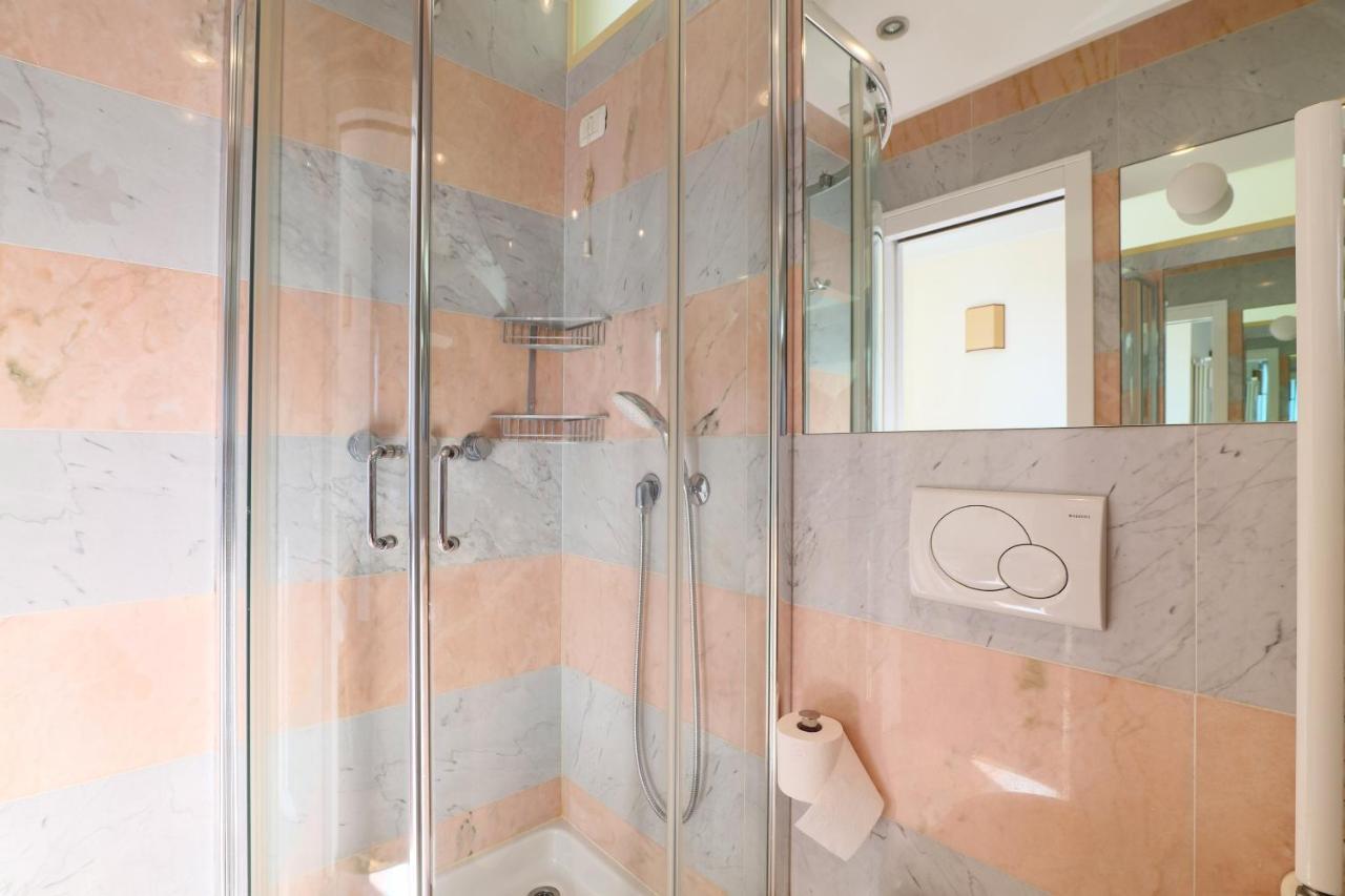 Lux Penthouse Palestro Apartment Milan Luaran gambar