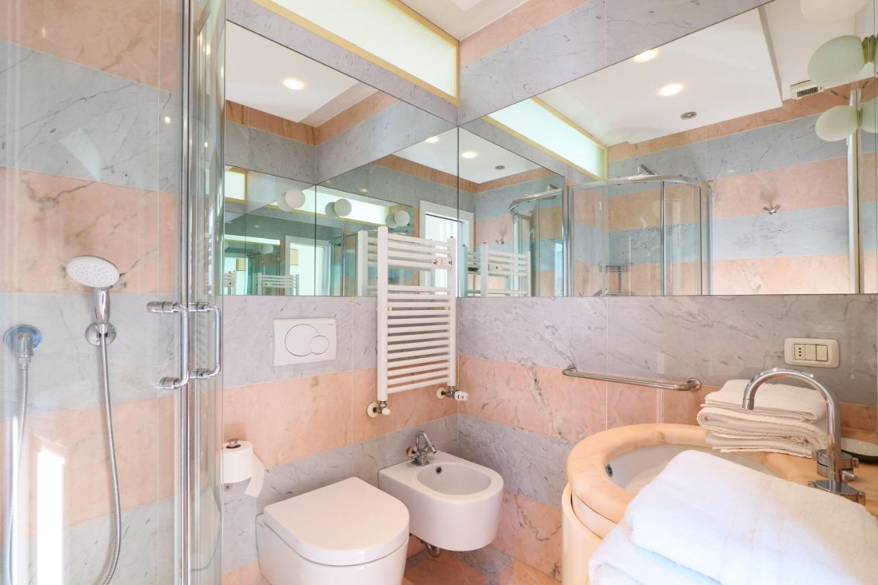 Lux Penthouse Palestro Apartment Milan Luaran gambar