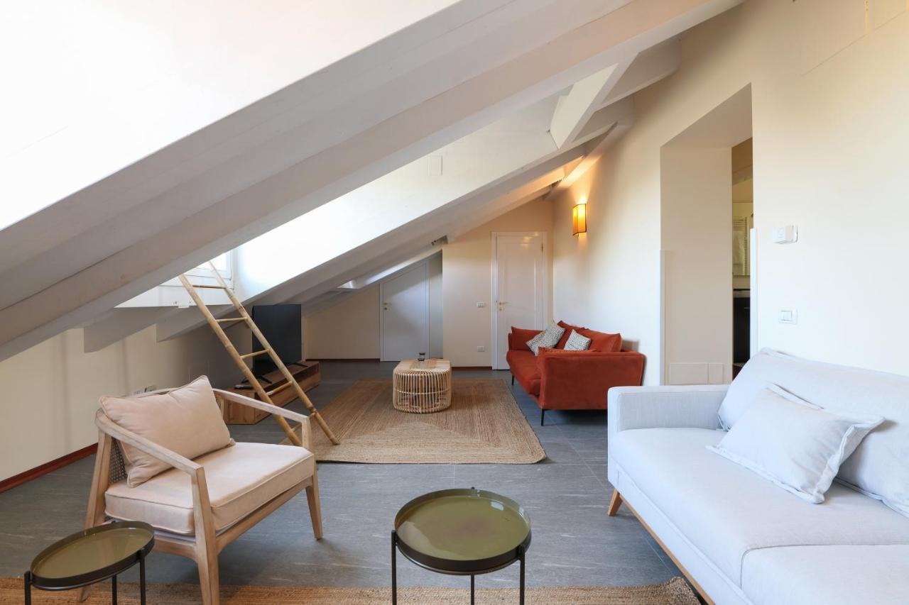 Lux Penthouse Palestro Apartment Milan Luaran gambar